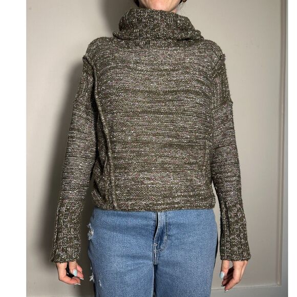 Anthropologie Pilcro Green Oversized Cowlneck Sweater Size XS - Picture 1 of 4